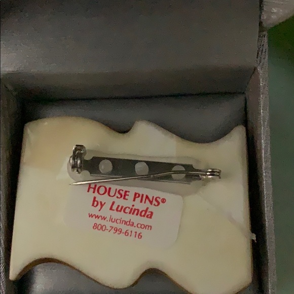 Pin - Picture 2 of 2